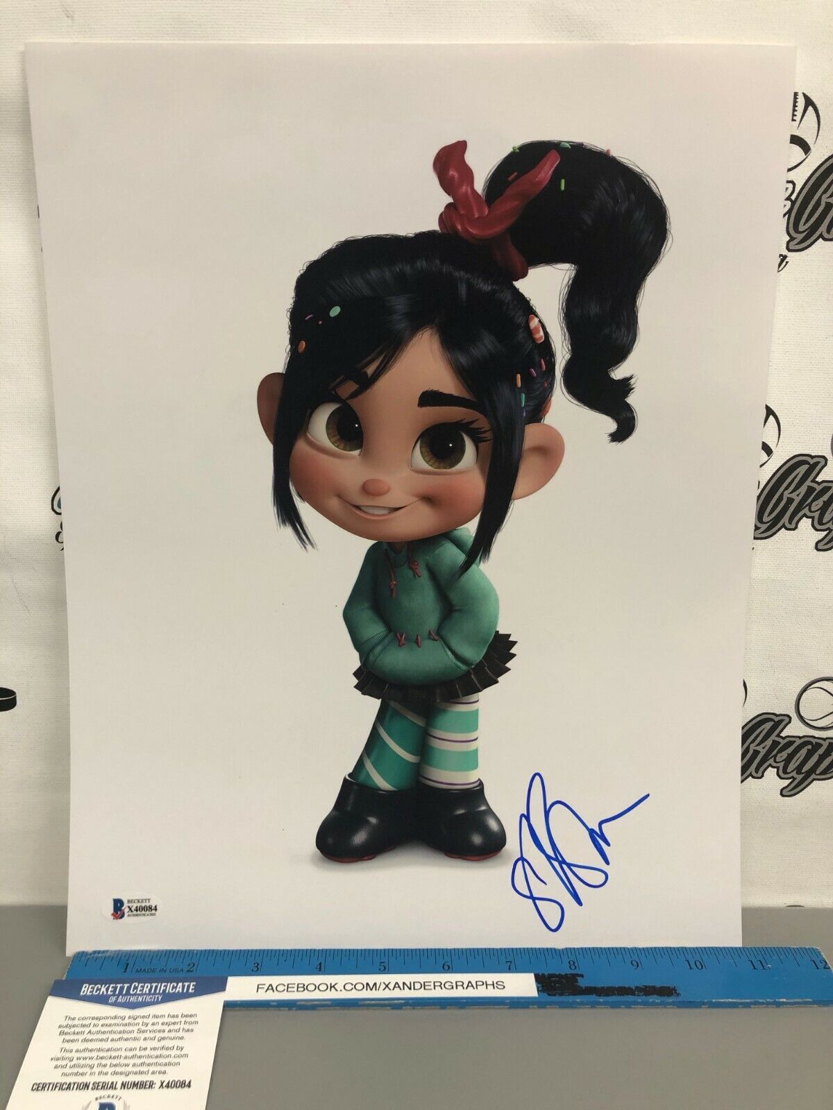 SARAH SILVERMAN VANELLOPE SIGNED AUTOGRAPHED 11X14 Photo Poster paintingGRAPH-BECKETT COA BAS