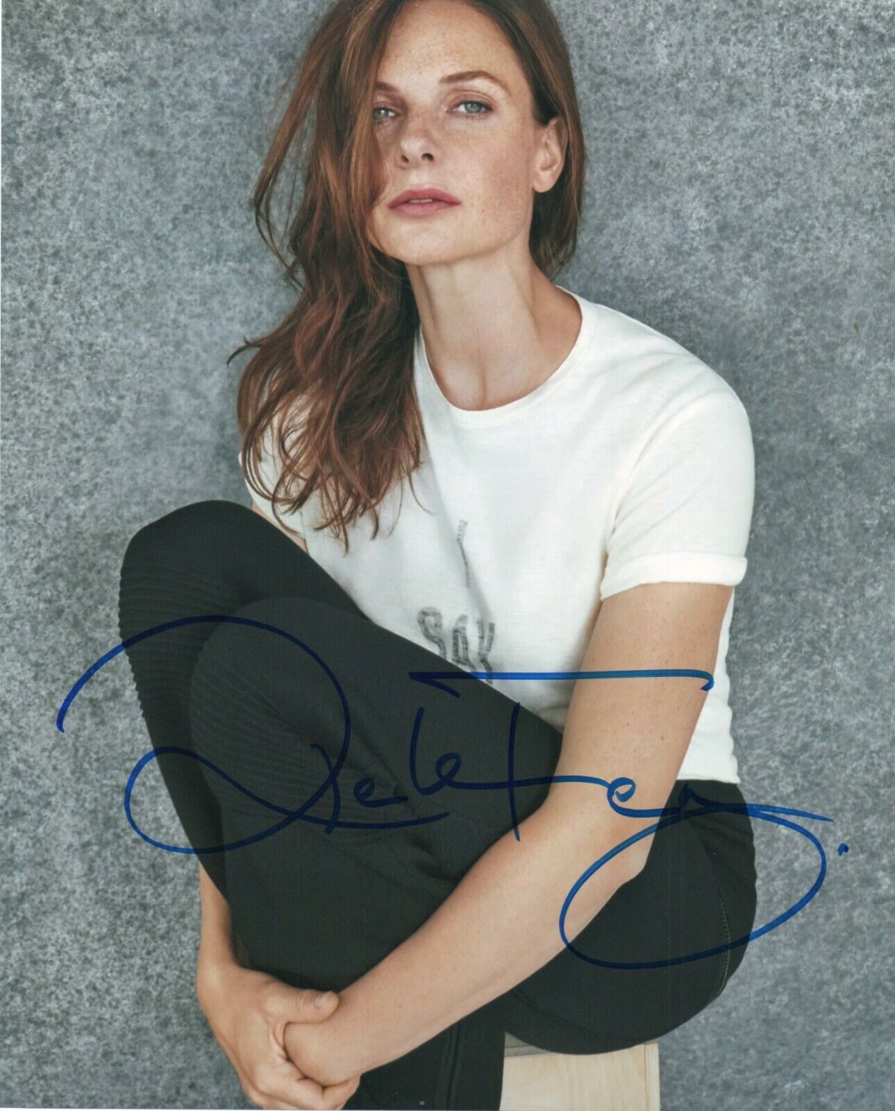 Autographed Rebecca Ferguson signed 8 x 10 Photo Poster painting Cute