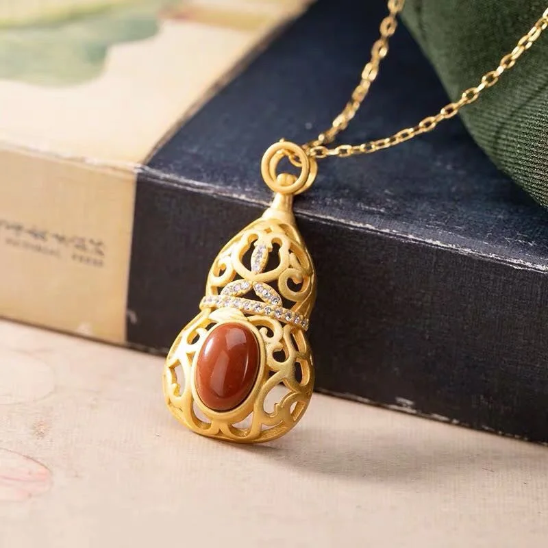 Natural Red Agate Gourd Pendant Retro Necklace