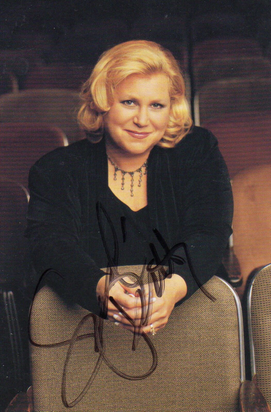 SANDI PATTY AUTOGRAPHED Photo Poster painting CHRISTIAN SINGER