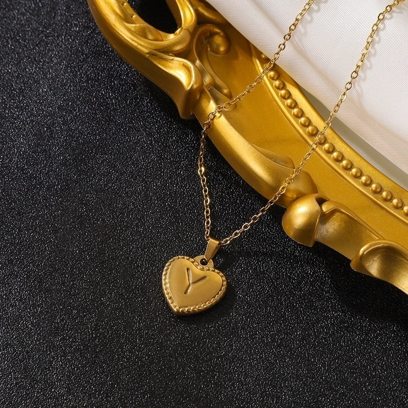 Vintage Style Minimalist Heart Shape Stainless Steel 18K Gold Plated Pendant Necklace