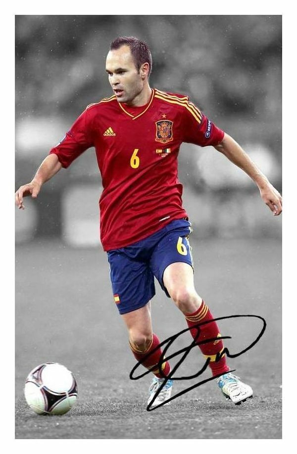 ANDRES INIESTA - SPAIN AUTOGRAPH SIGNED Photo Poster painting POSTER PRINT