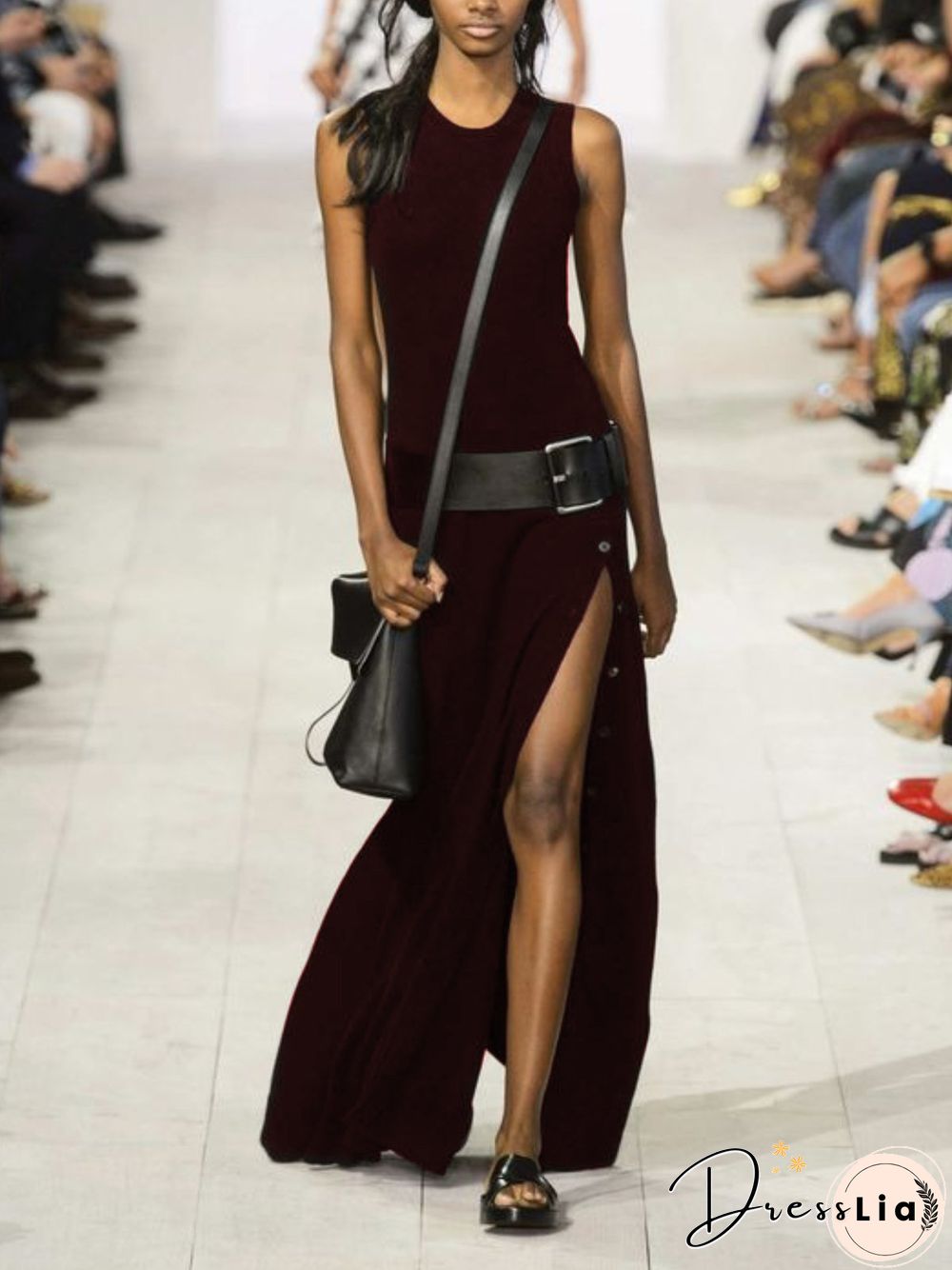 Women Casual Sleeveless Round Neck Plus Size Maxi Dresses