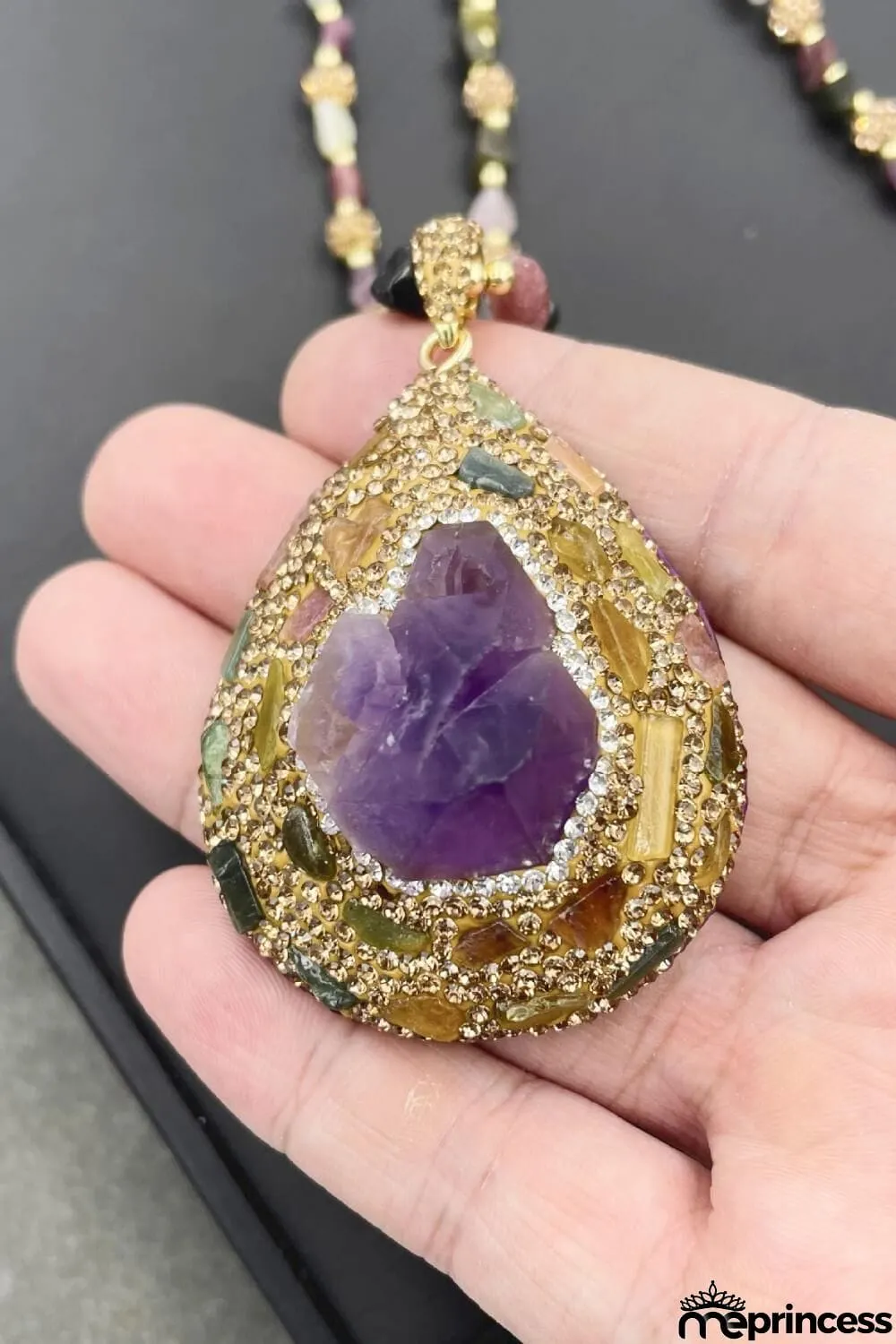 Ready To Flaunt Necklace