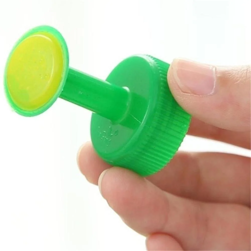 Plastic Portable Home Pot Watering Bottle Water Cans Small Sprinkler Nozzle