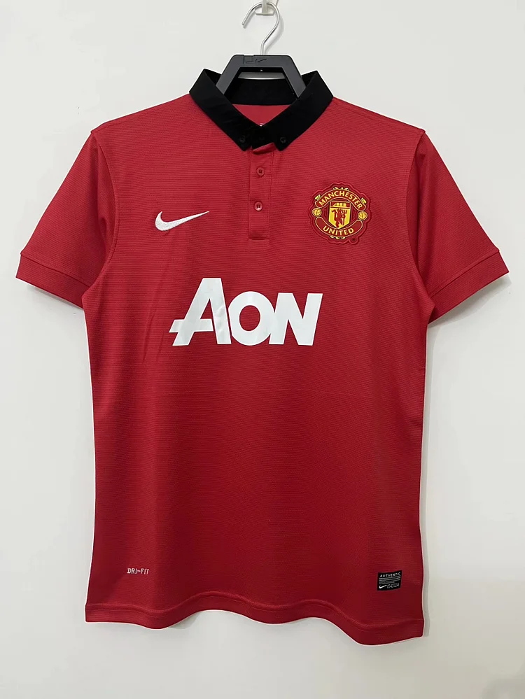 2013-14 Manchester United home retro jersey