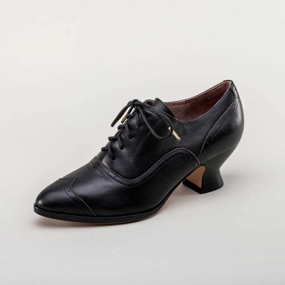 Vegan Leather Lace-Up Kitten Heel Classy Black Shoes for Women