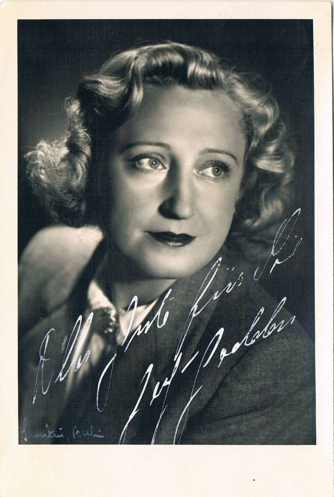Gerty Godden 1905-61 autograph signed postcard Photo Poster painting 4x6