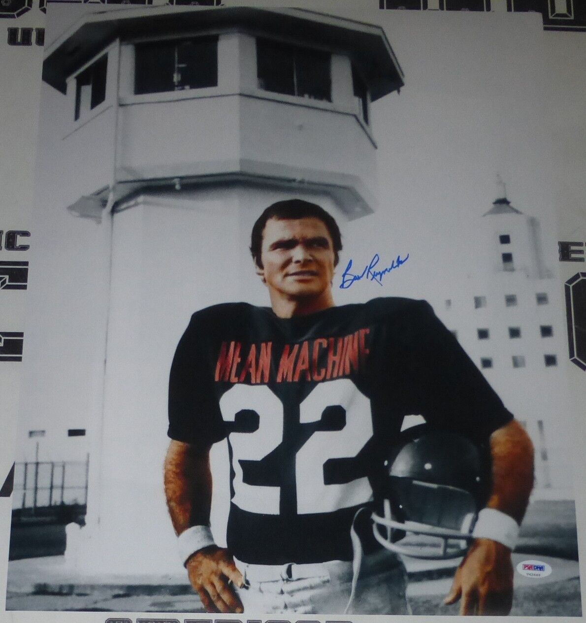 Burt Reynolds Signed The Longest Yard 16x20 Photo Poster painting PSA/DNA COA Movie Poster Auto