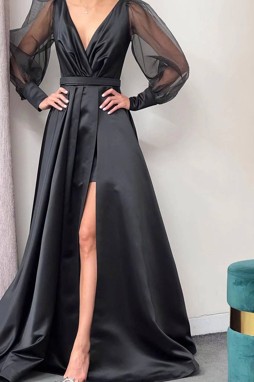 Long Puff Sleeves A-Line Slit Evening Dress ED0202