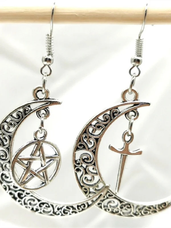 Vintage Statement Hallow-out Moon Asymmetrical Earrings