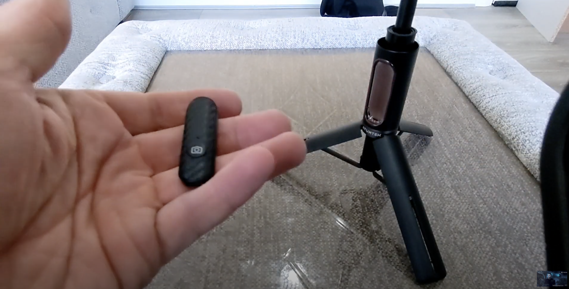 ATUMTEK Bluetooth Selfie Stick Tripod, Extendable 3 in 1 Aluminum Selfie  Stick