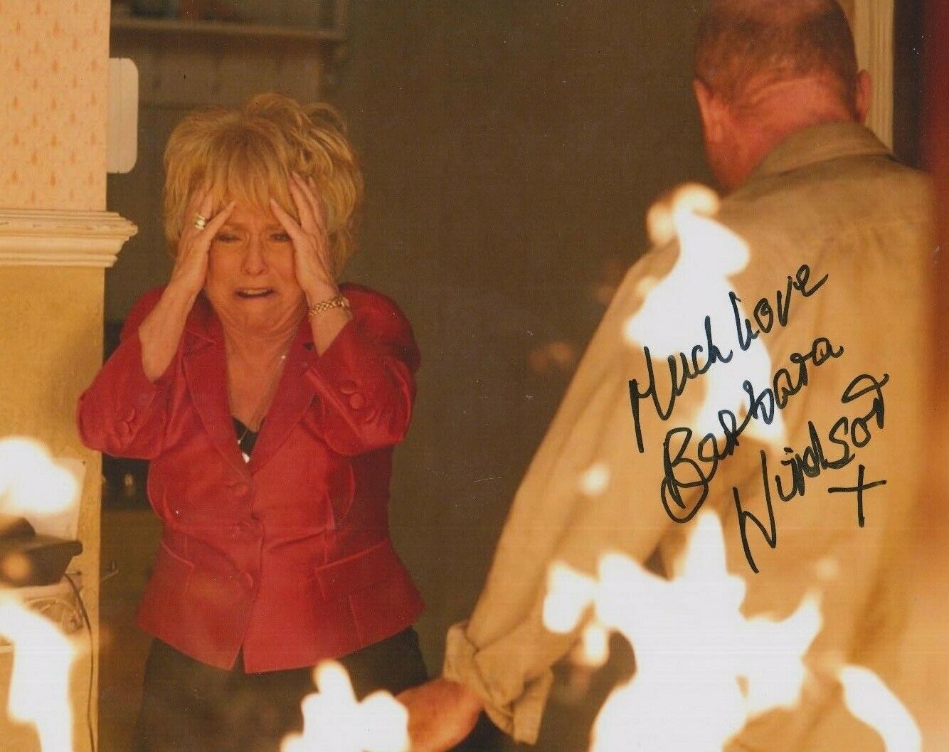 Barbara Windsor **HAND SIGNED** 8x10 Photo Poster painting ~ Eastenders ~ AUTOGRAPHED