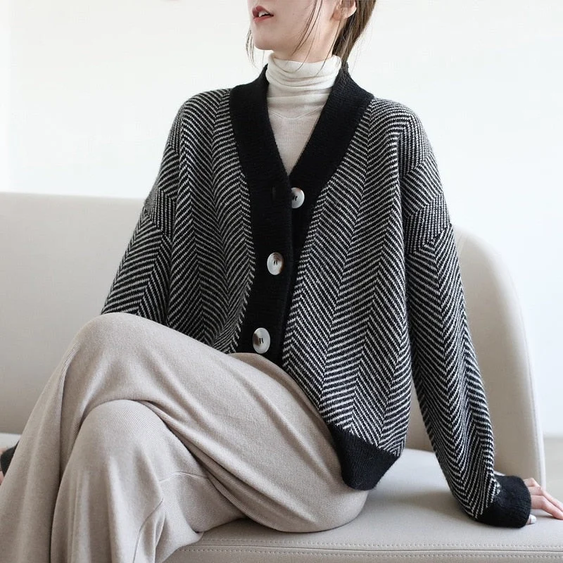 Billlnai  2023  Autumn Retro Knitted Cardigan Women's Stripe Sweaters Loose Coat Thick V-Neck Single Breasted Cardigans Winter Woman Sweater