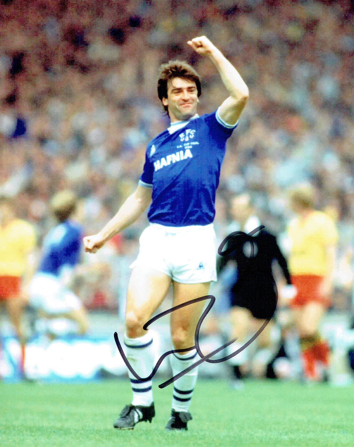 Kevin RATCLIFFE Everton Legend Signed Autograph 10 x 8 Photo Poster painting B AFTAL COA