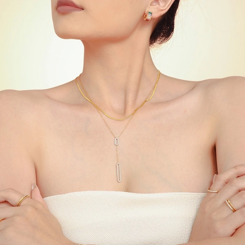 Elegant Luxurious Vacation Rectangle Titanium Steel 18K Gold Plated Rhinestone Necklace