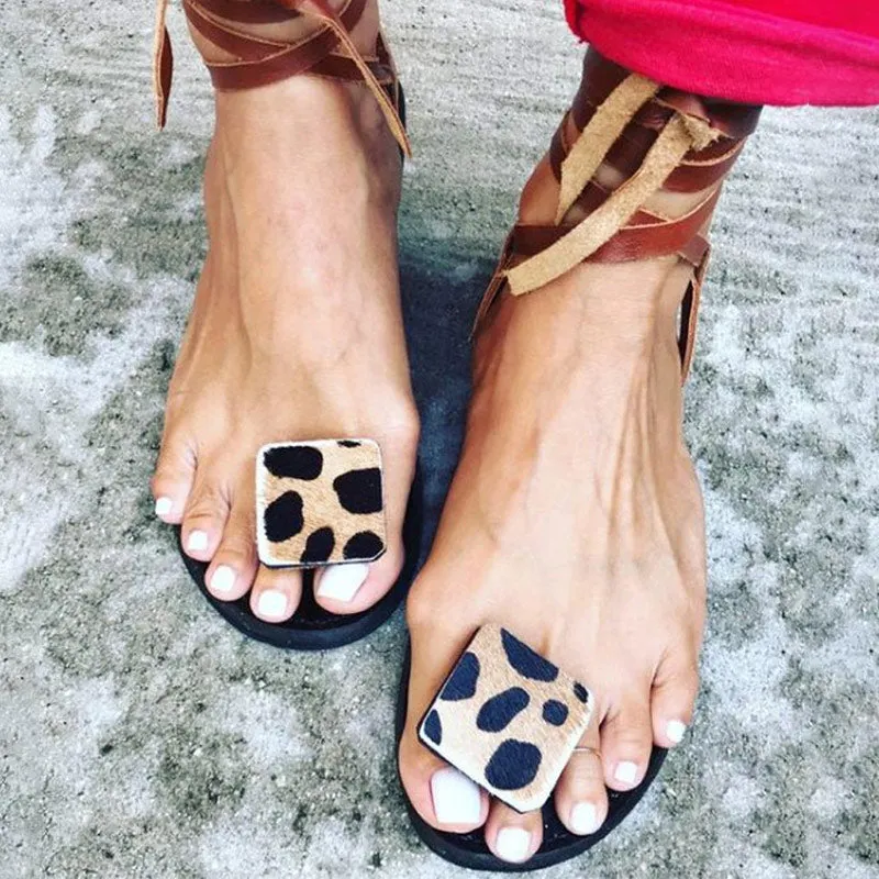 2020 Summer Women Ankle Strap Sandals Flat Clip Toe Leopard Beach Ladies Fashion Casual Comfort Female Shoes Plus Size