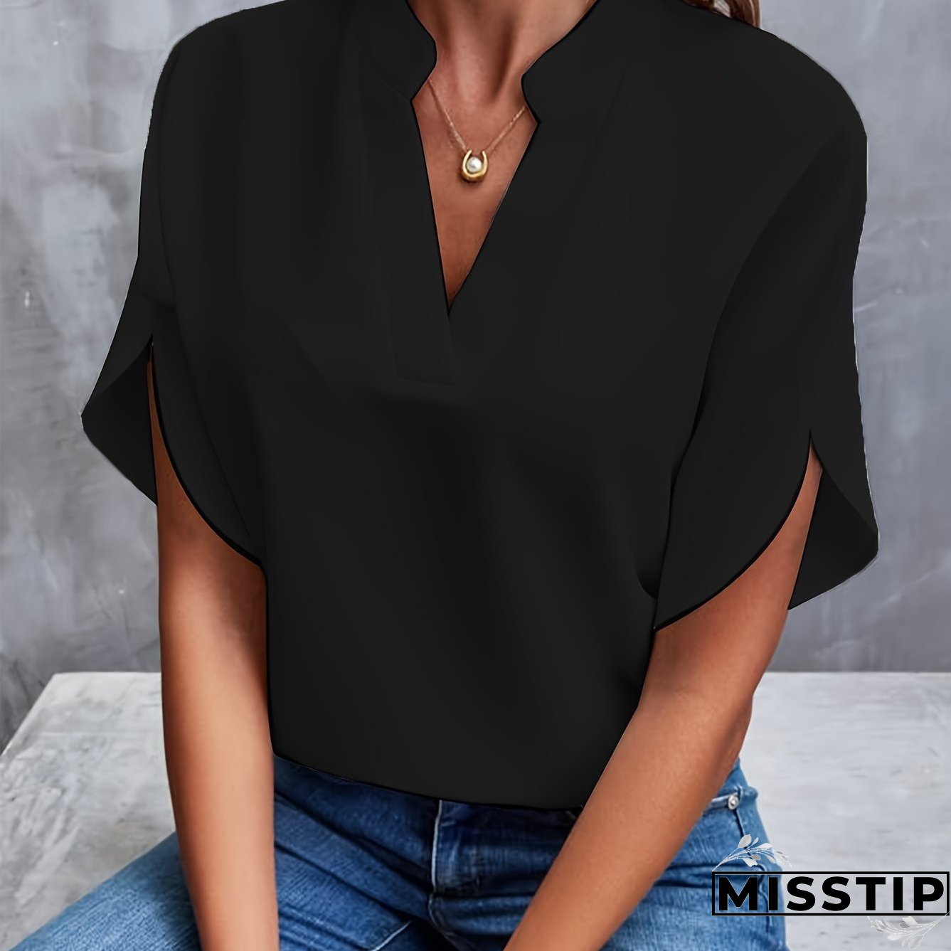 Vera - Elegant lightweight blouse