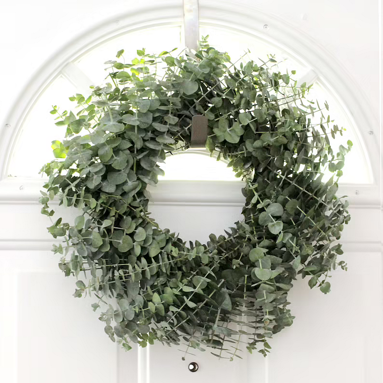 Green Baby Dried Eucalyptus Wreath | AvasHome