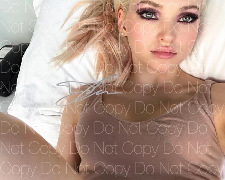 Dove Cameron signed Sexy Hot Liv Maddie 8X10 Photo Poster painting picture poster autograph RP 3