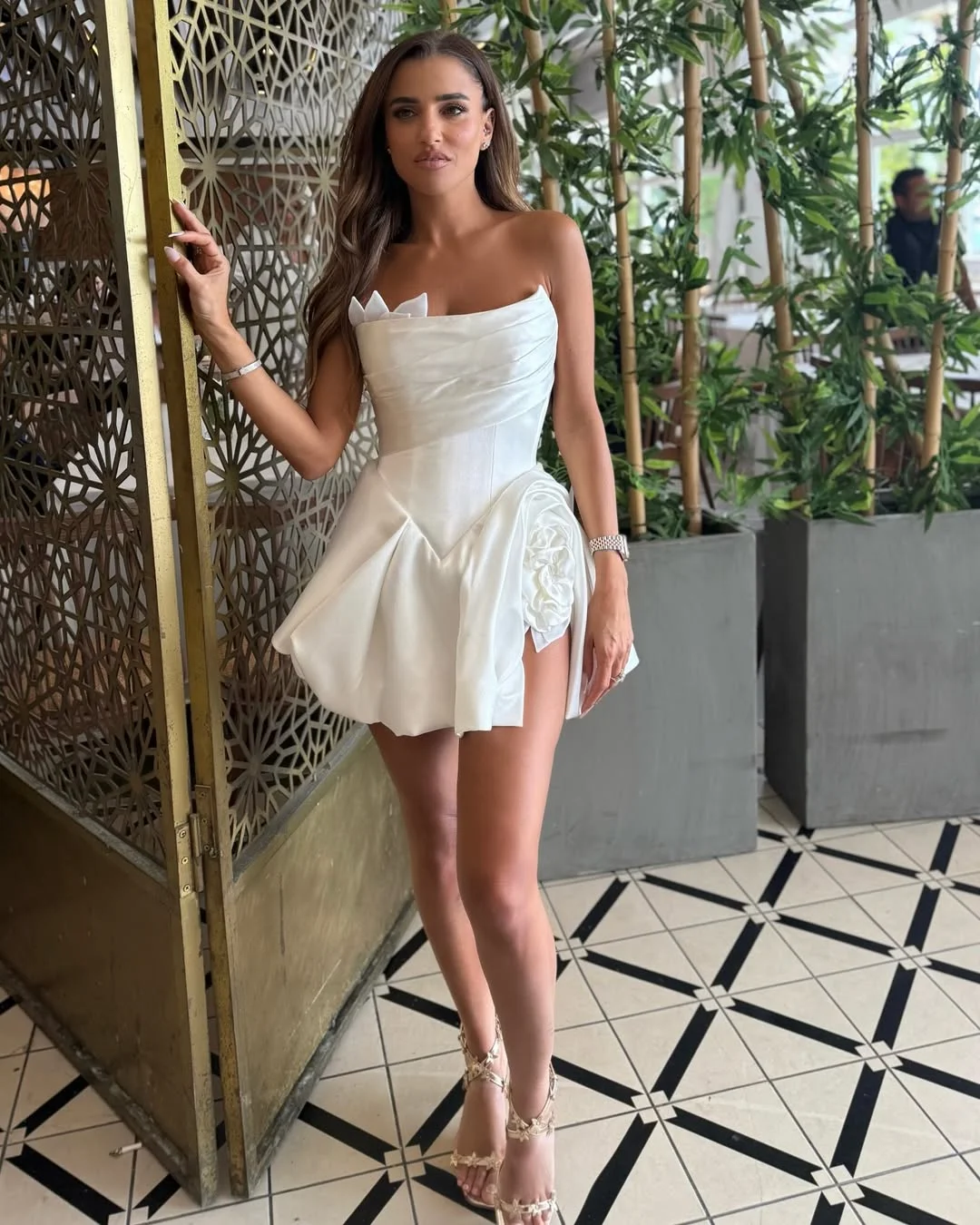 Elegant Sleeveless Cream Straight Across Handmade Flower Mini Homecoming Dress YK0177
