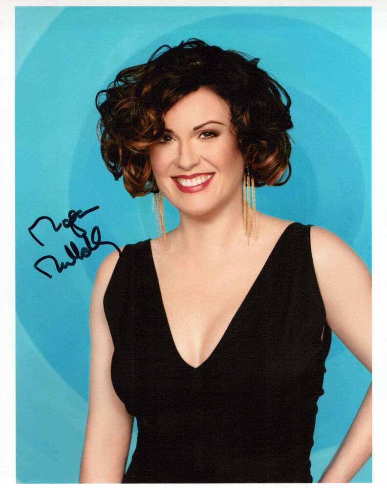 Megan Mullally glamour shot autographed Photo Poster painting signed 8x10 #3