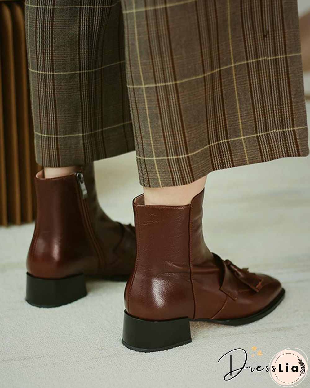 Solid Square-toe Tassel Low Heel Boots