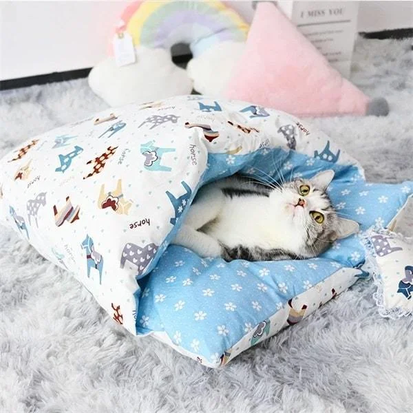 Fashionable Cat Sleeping Bag