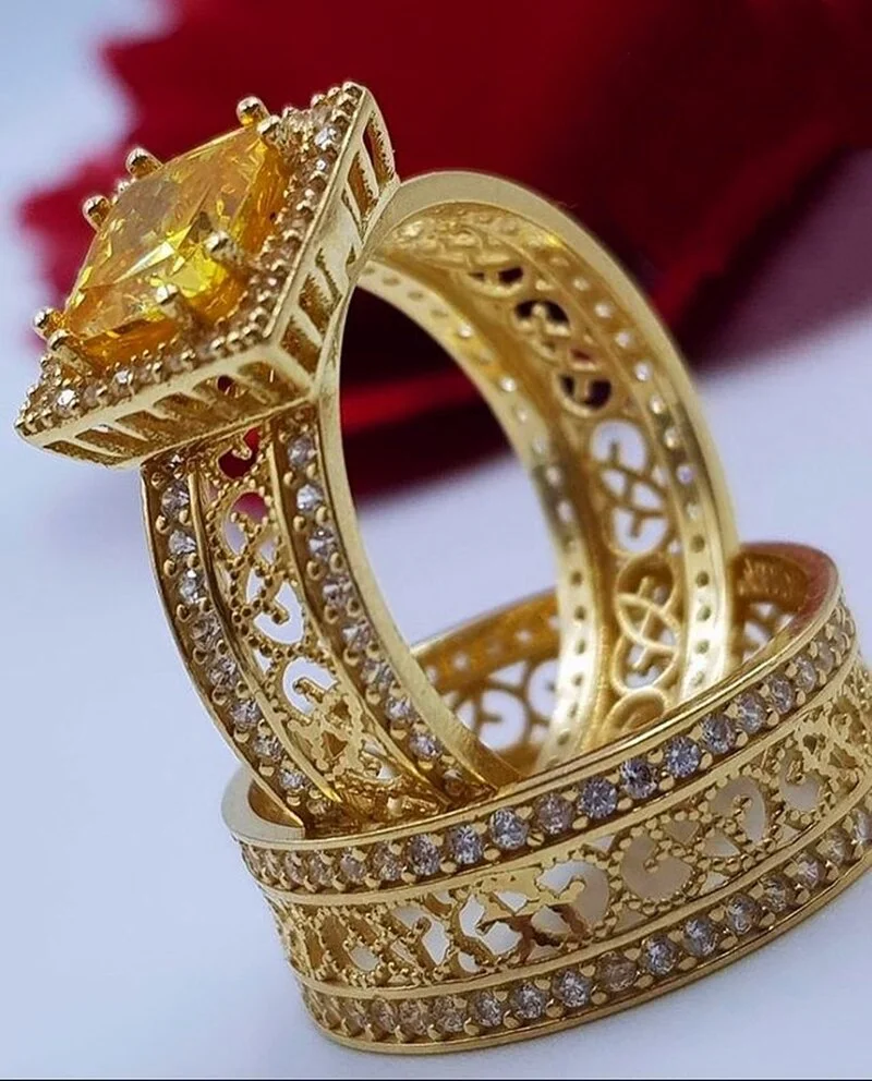 Fashion Gold Color Inlaid Champagne Cubic Zircon Rings Luxury Domineering with A Circle of Zircon Wedding Bridal Ring Set