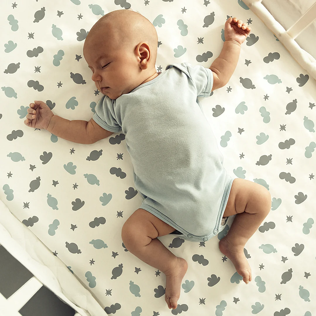 Egmao Baby Premium Organic Cotton Crib Sheet - Clouds Fluttering