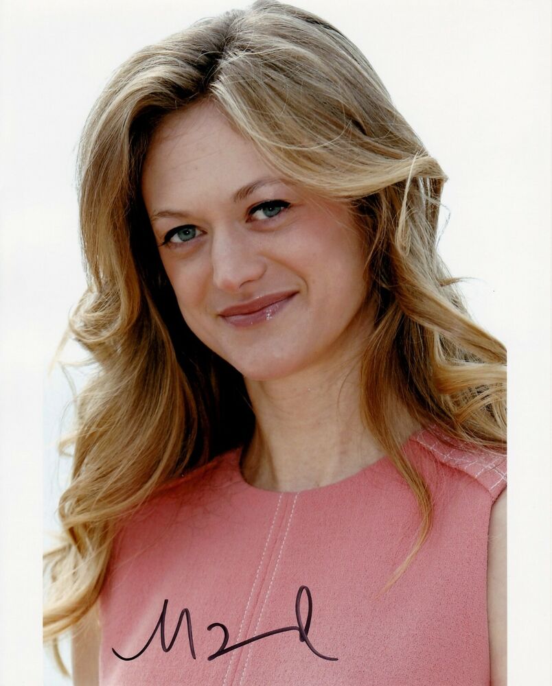 MARIN IRELAND hand-signed BEAUTIFUL 8x10 COLOR CLOSEUP authentic w/ UACC RD