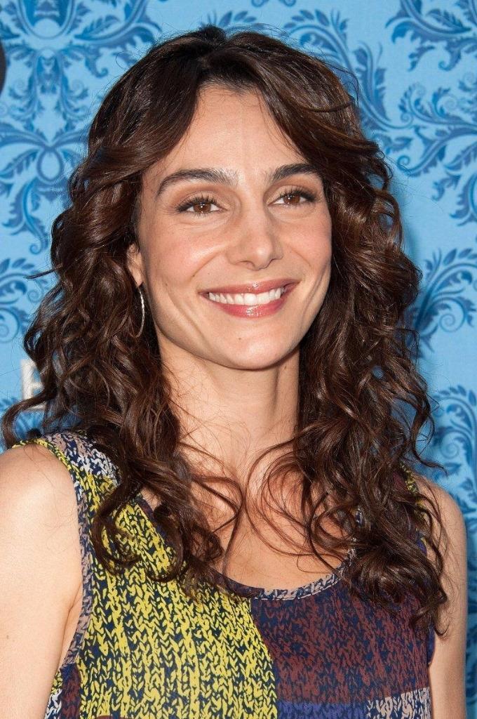 Annie Parisse 8x10 Picture Simply Stunning Photo Poster painting Gorgeous Celebrity #9