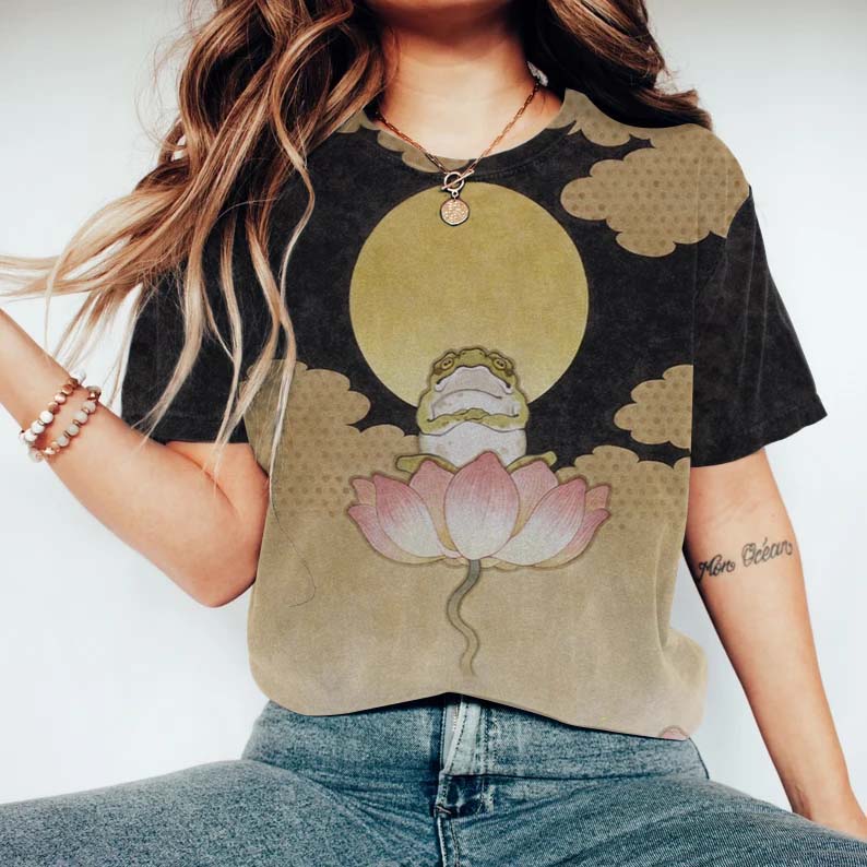 Comstylish Women's Japanese Art Lotus Frog Casual T-Shirt