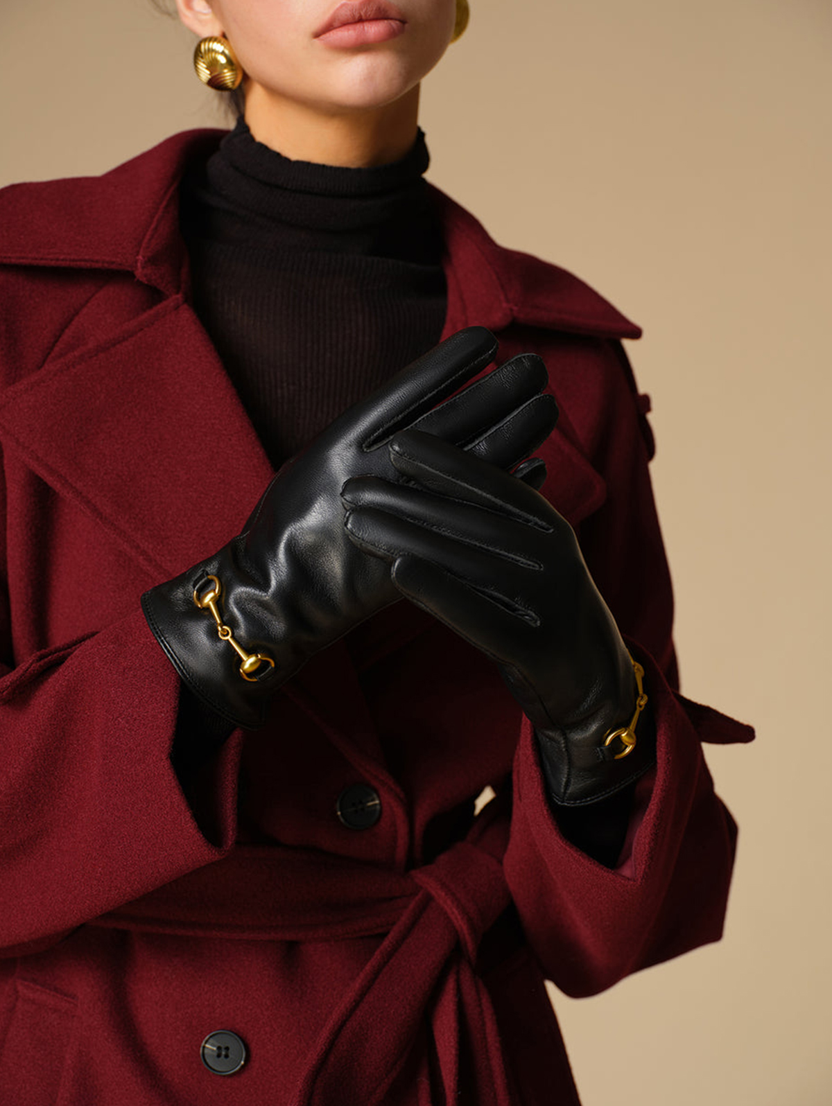 Fashion Sheepskin Metal Decor Fleece-Lined Full Finger Gloves