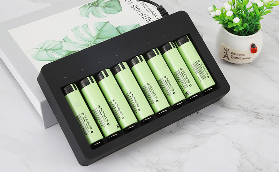 18650 Battery Charger 8 Bay