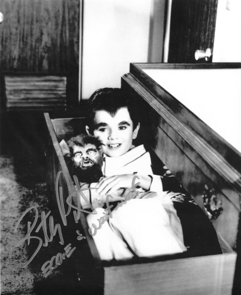 BUTCH PATRICK SIGNED 8X10 B&W EDDIE MUNSTER COFFIN AUTOGRAPH RARE INSCRIPTION