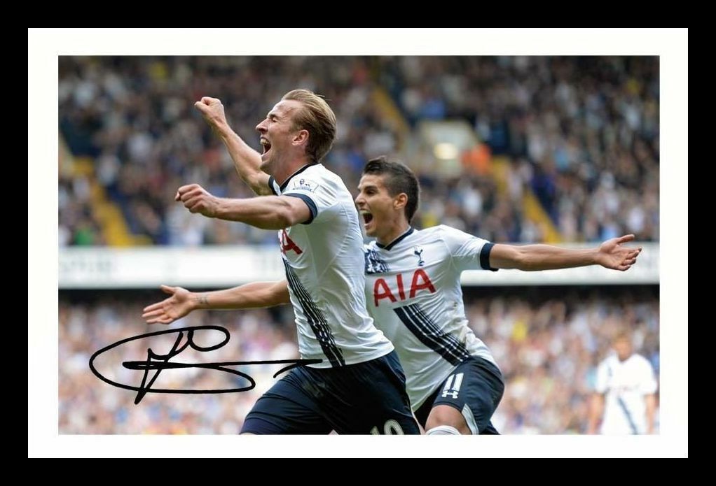 Harry Kane - Tottenham Hotspur Autograph Signed & Framed Photo Poster painting 9