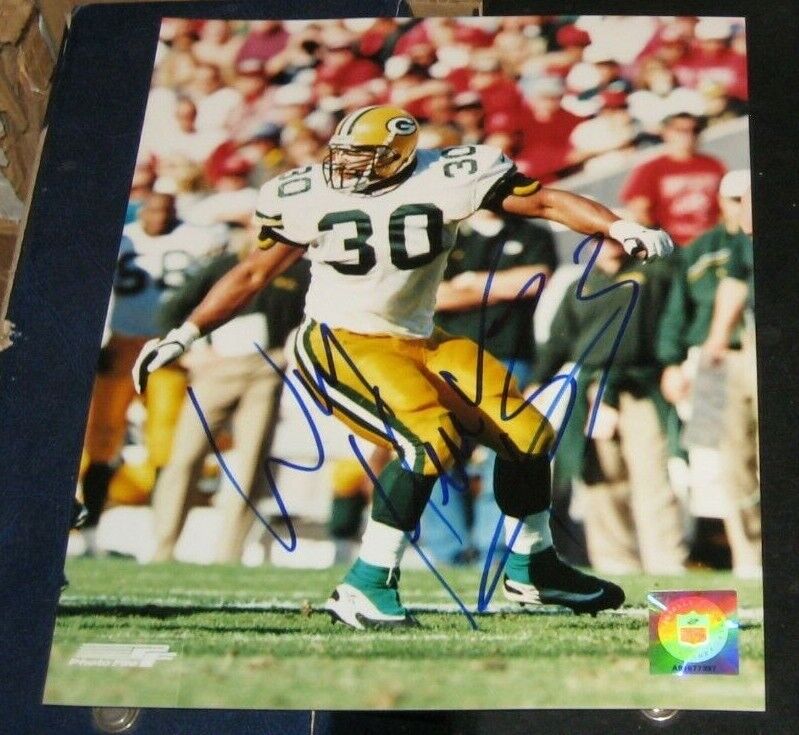 William Henderson Green Bay Packers SIGNED AUTOGRAPHED Photo Poster painting FILE 8x10 FOOTBALL