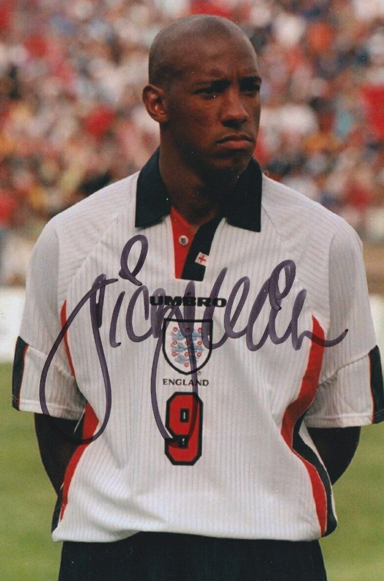 DION DUBLIN HAND SIGNED 6X4 Photo Poster painting - ENGLAND AUTOGRAPH - FOOTBALL 1