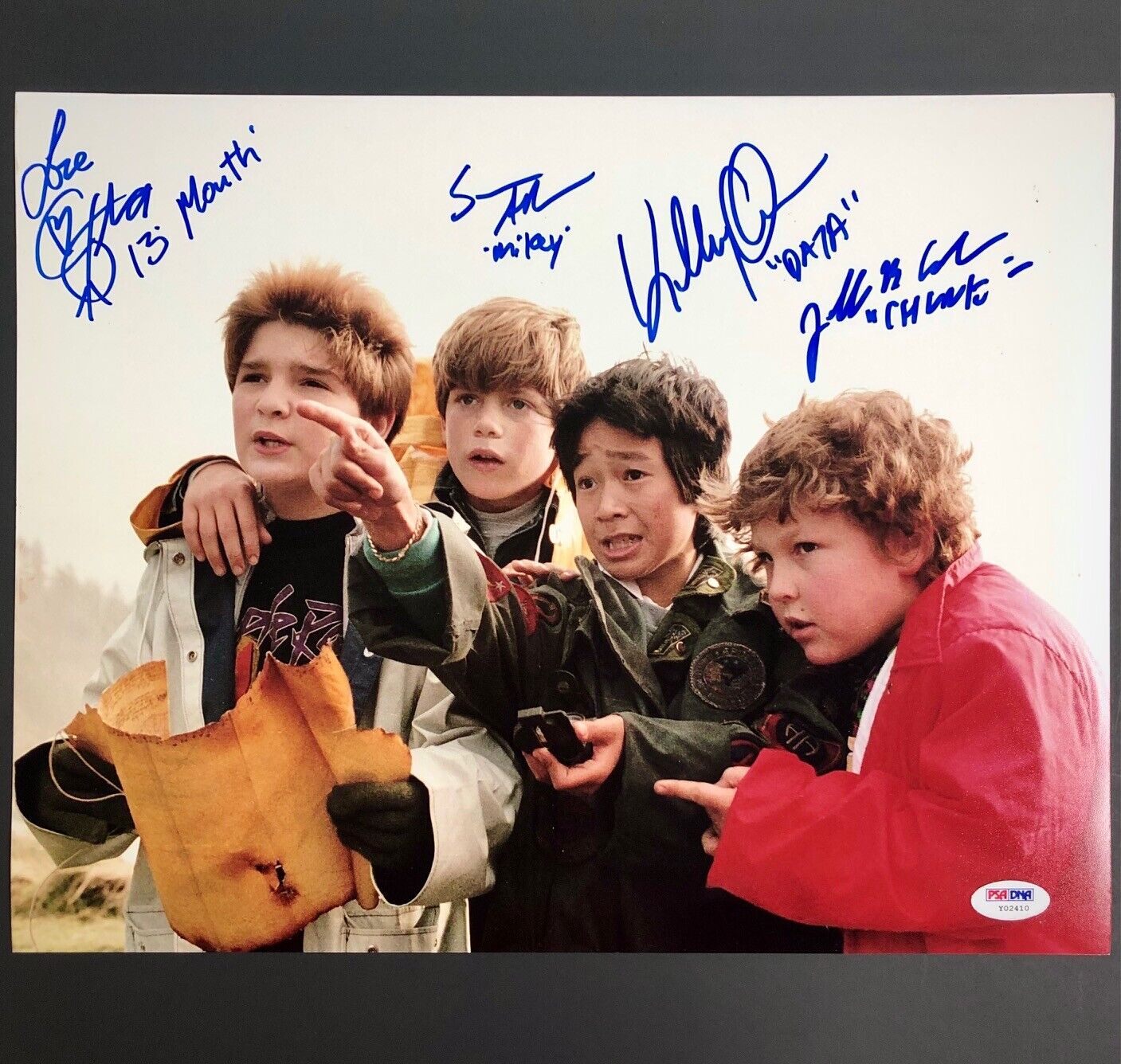 The Goonies cast signed 11x14 Photo Poster painting PSA/DNA COA Jeff Cohen Astin Feldman Ke Quan