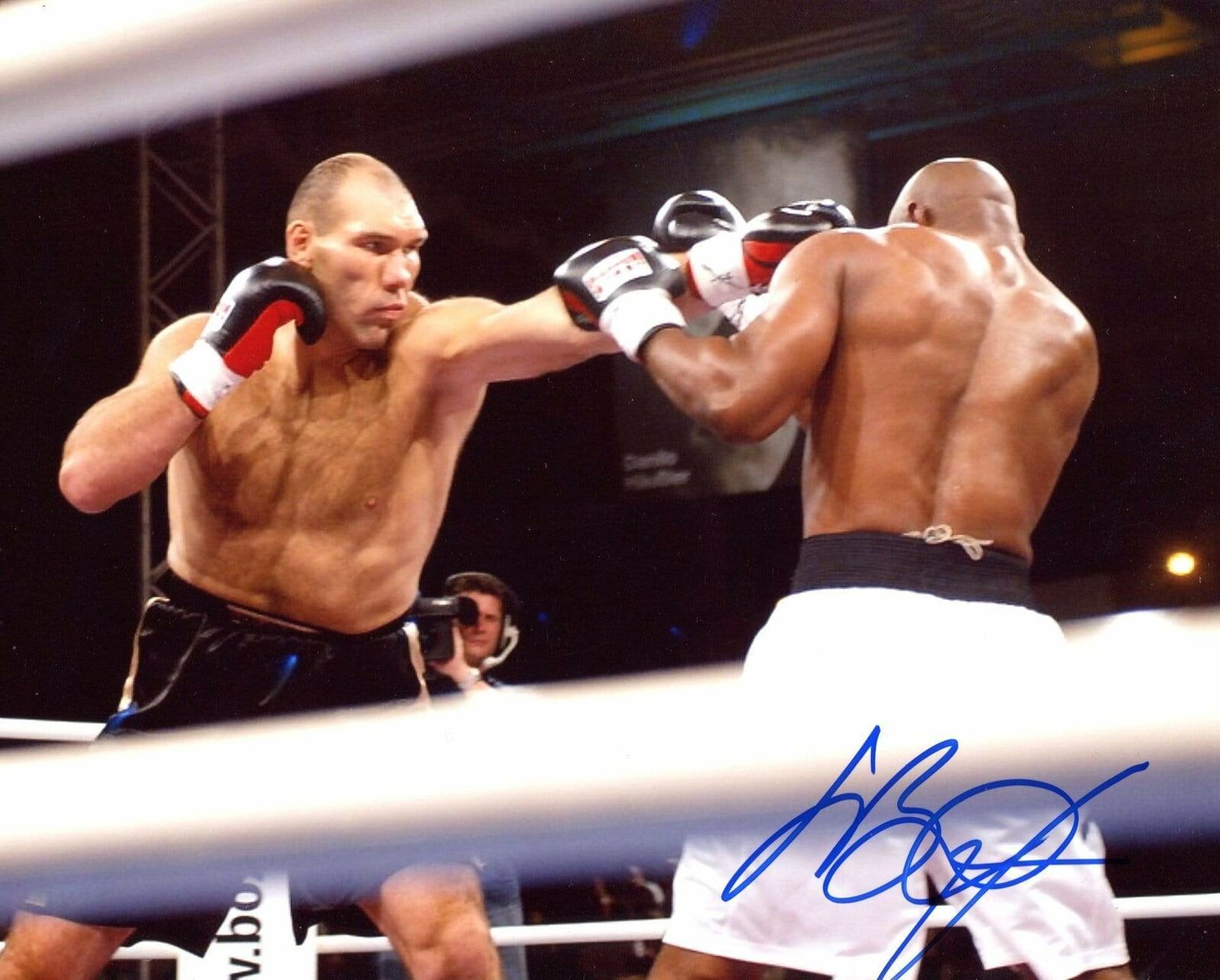 Nikolai Valuev BOXER autograph, In-Person signed Photo Poster painting