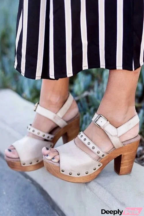 Rivets Buckle Platform Clogs Sandals