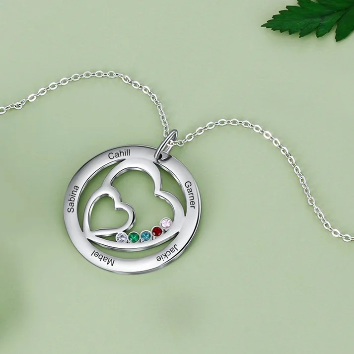 Collar de corazón grabado personalizado con 5 piedras de nacimiento 5 nombres