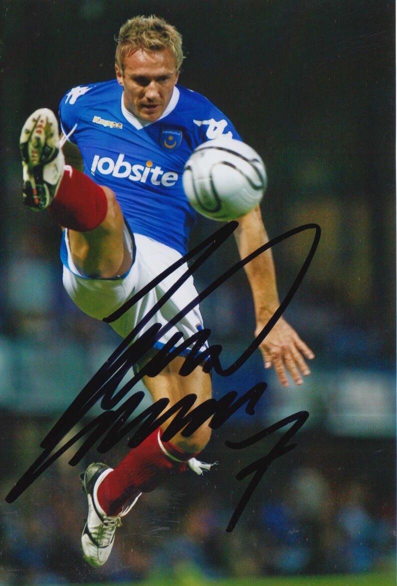 PORTSMOUTH HAND SIGNED LIAM LAWRENCE 6X4 Photo Poster painting 15.