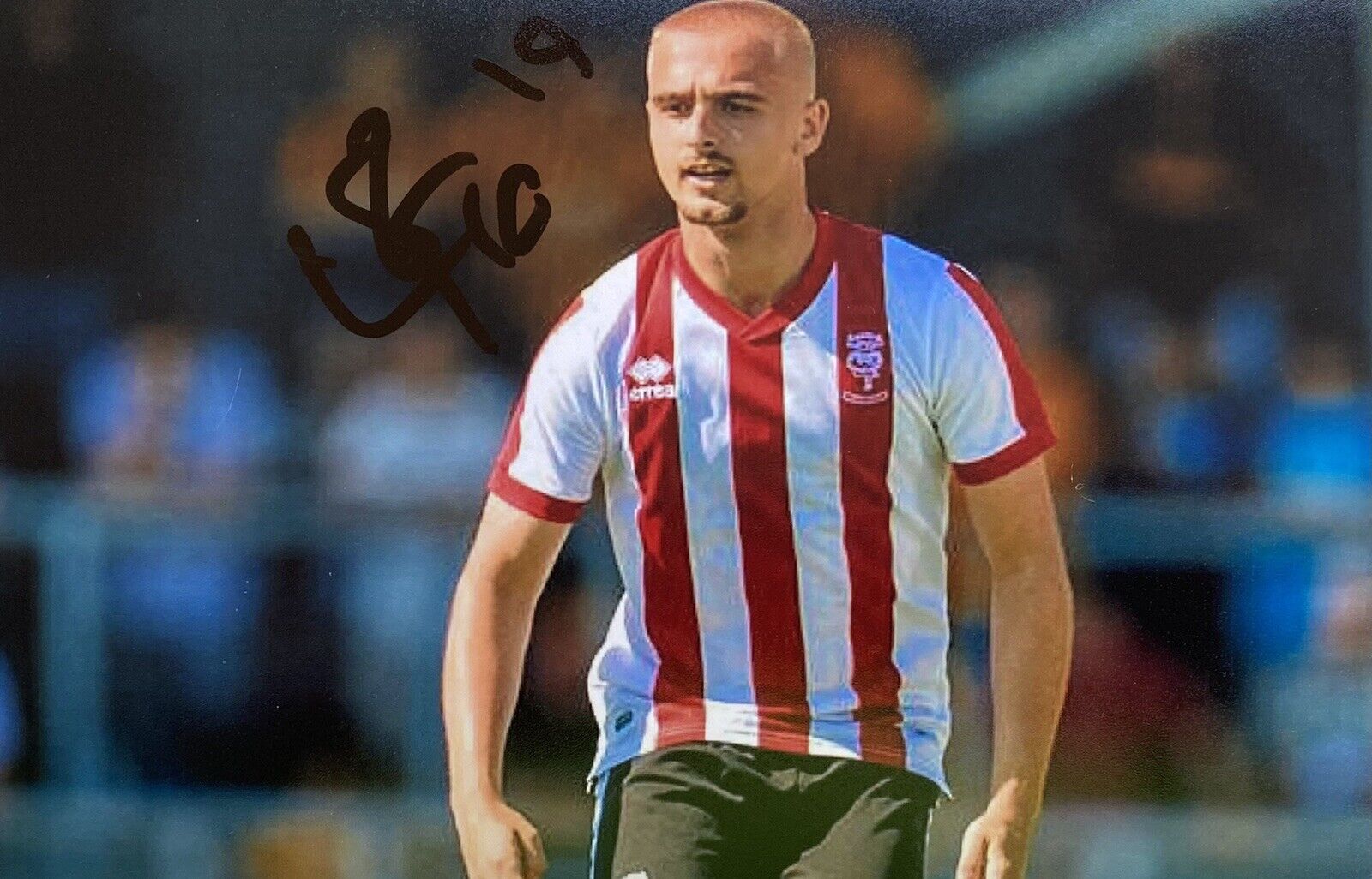 Lewis Fiorini Genuine Hand Signed Lincoln City 6X4 Photo Poster painting