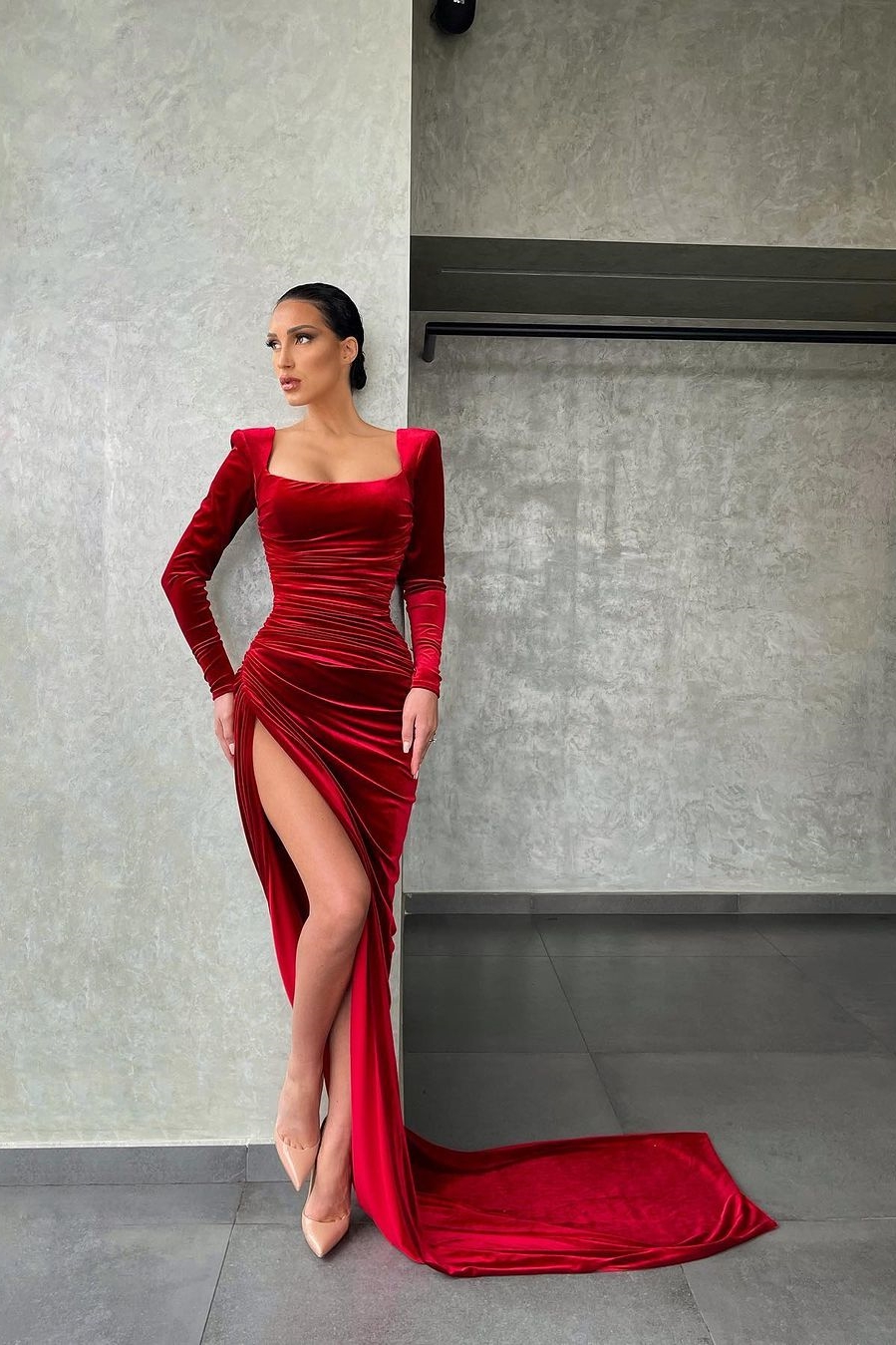 Mermaid Red Charming Long Sleeves Party Prom Dress With High Slit | Risias