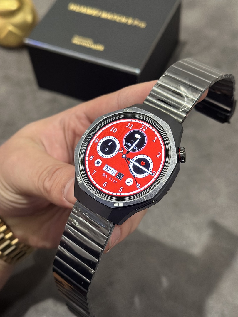 High-quality smartwatch
