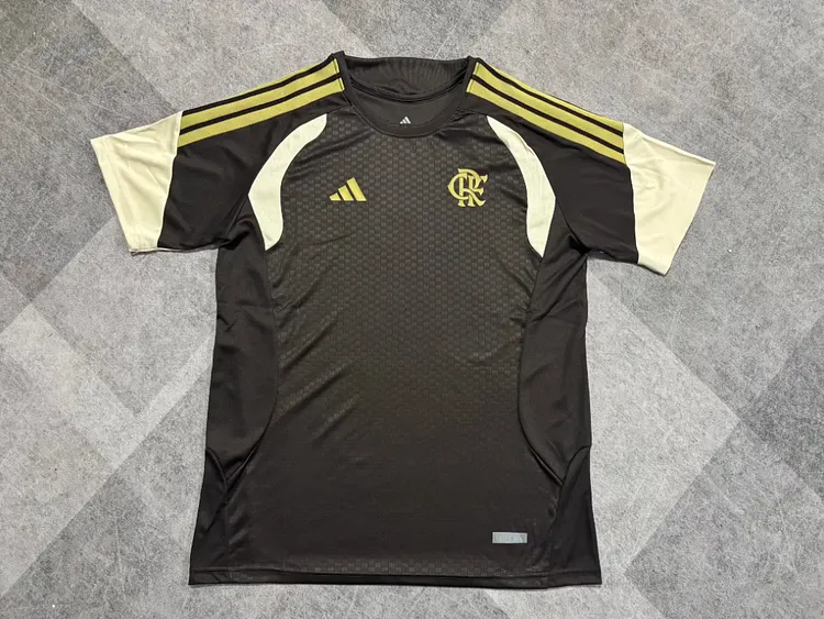 26-27 Flamen training uniform