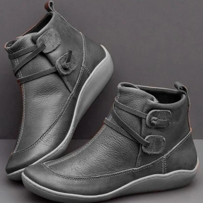 Women's winter Martin boots 2021 new retro and nude short boots plus velvet thick black thick-soled large size platform boots