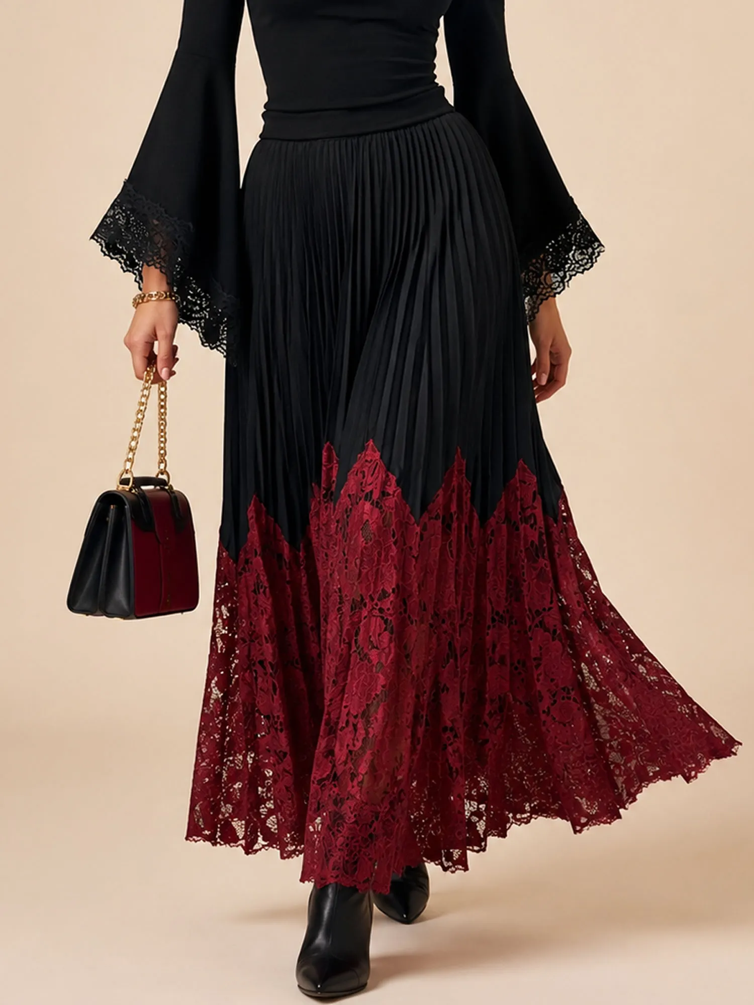 Perfect for a Country Music Festival &mdash; Black and Burgundy Contrast-Trimmed Pleated Lace 2026 Spring/Autumn Women&rsquo;s Western Maxi Skirt